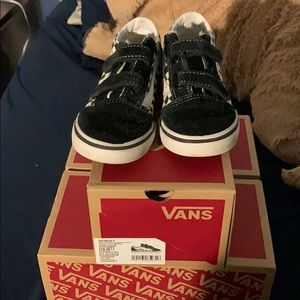 Vans old school sneakers (toddlers- size 10)